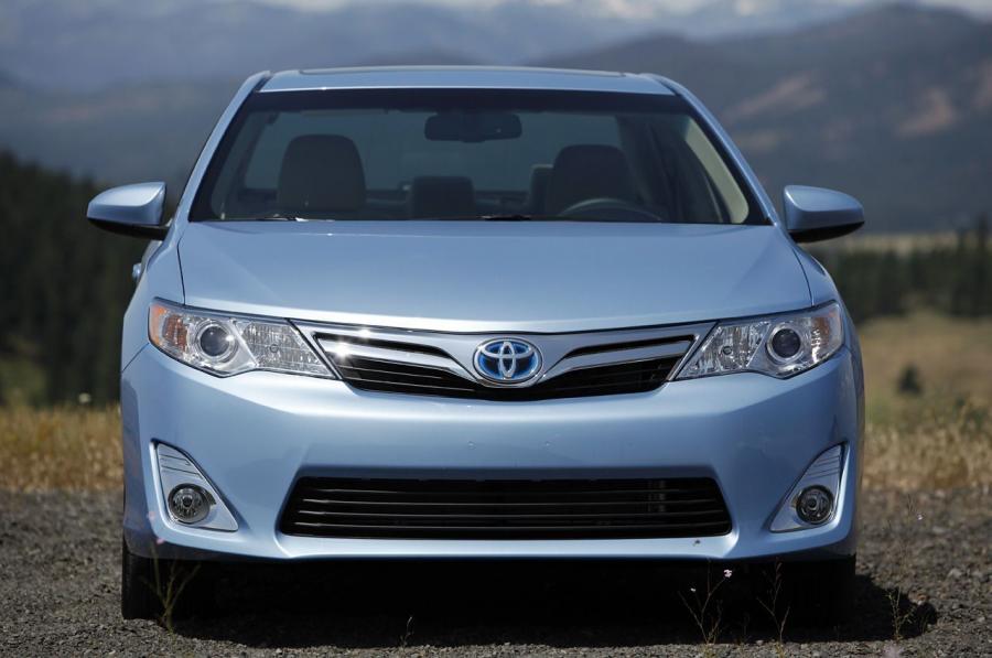  Toyota Camry Hybrid 2012 года  (фото 6 из 71)